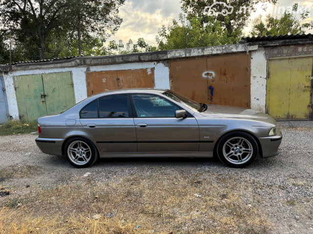 BMW 5 серии