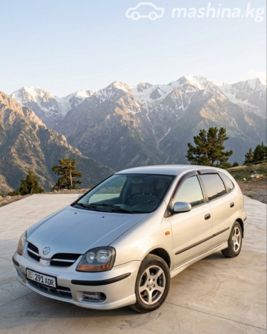 Nissan Almera Tino