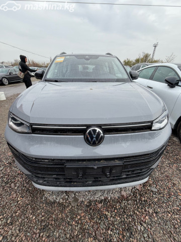 Volkswagen Tharu
