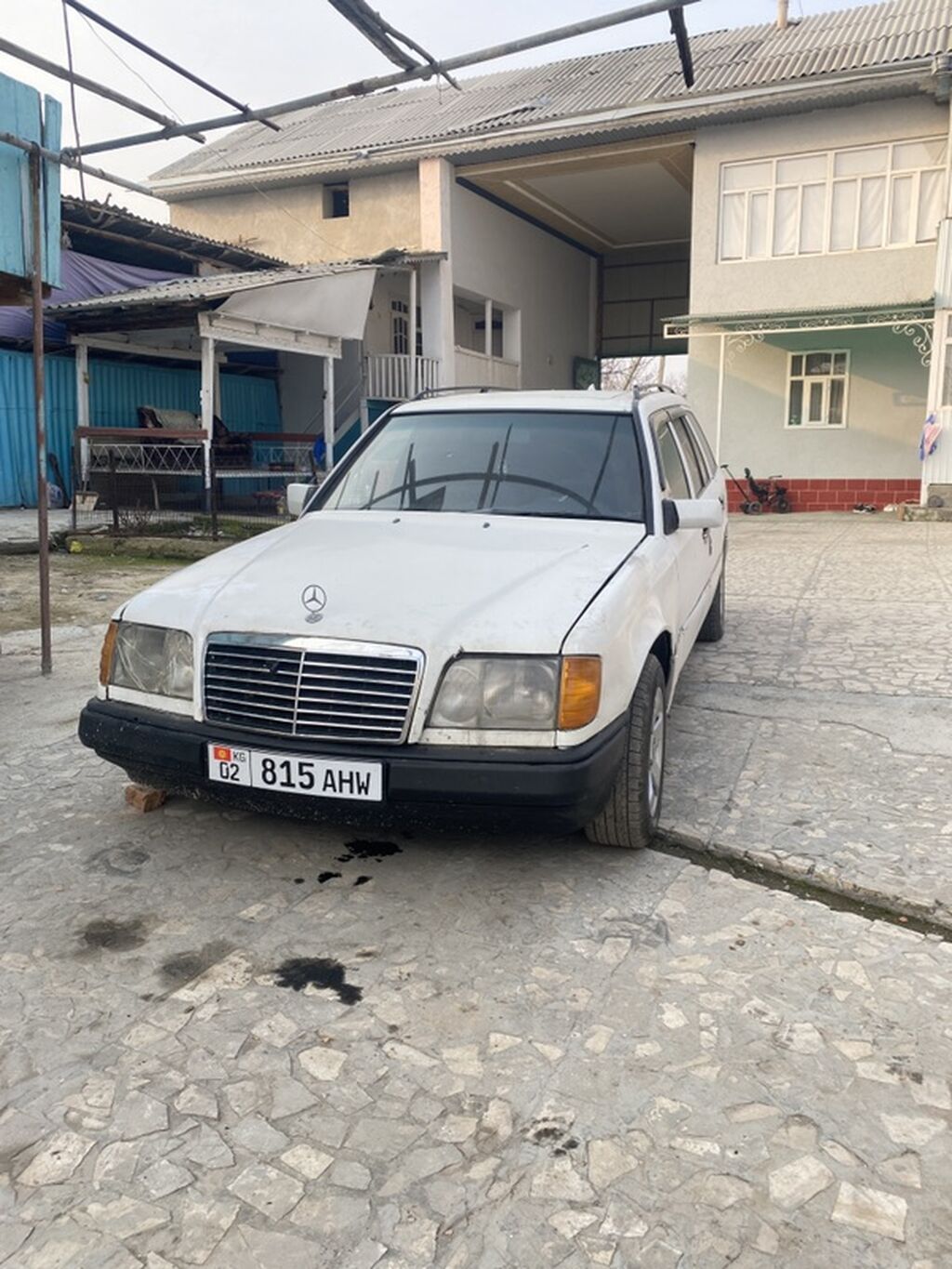 Mercedes-Benz W124