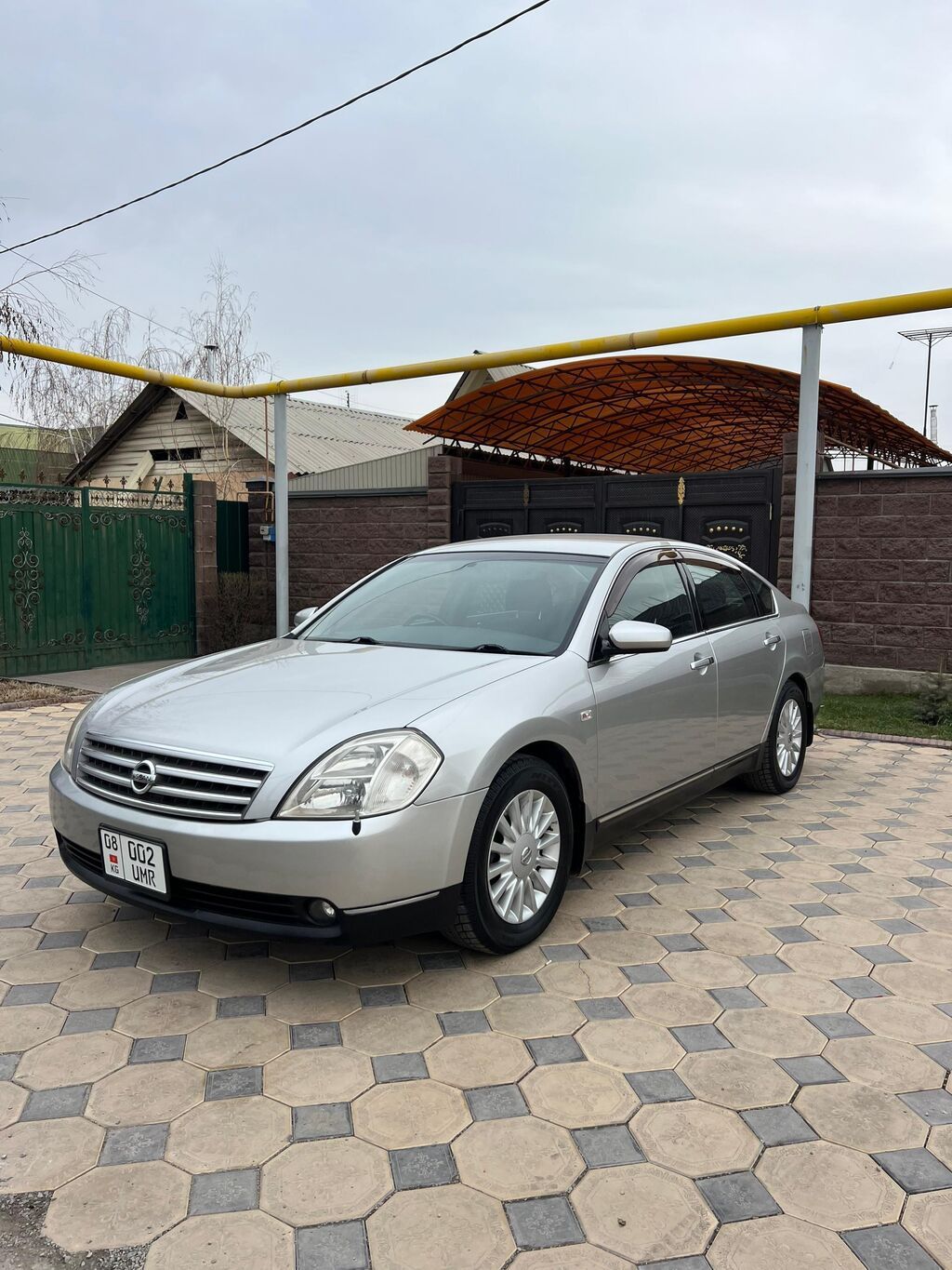 Nissan Teana