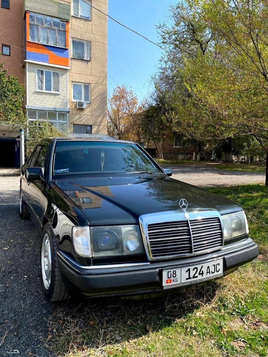 Mercedes-Benz W124