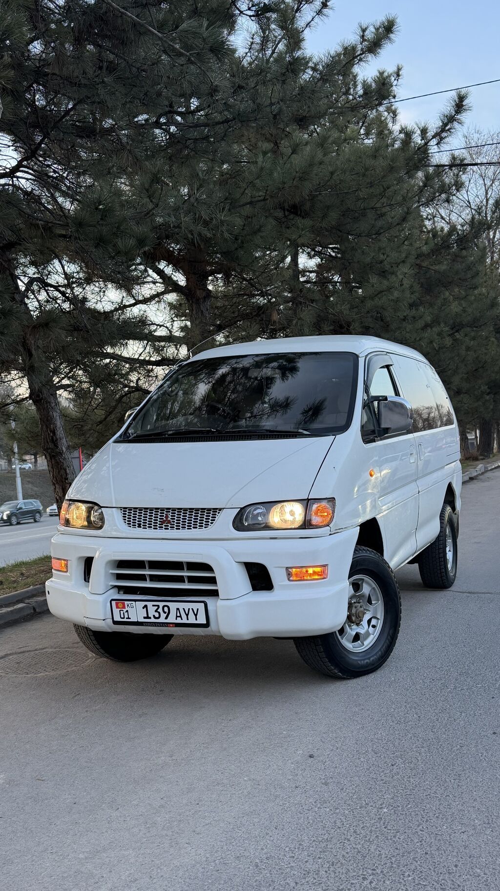 Mitsubishi Delica