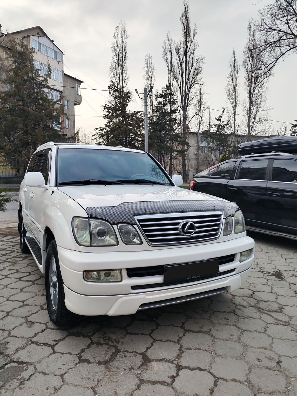 Lexus LX