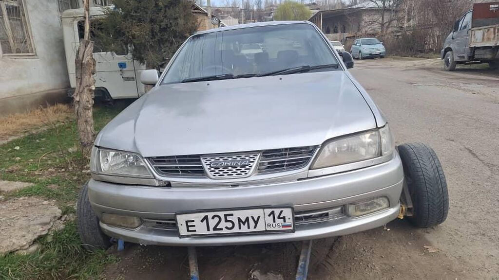 Toyota Carina