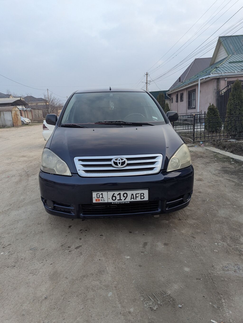 Toyota Avensis Verso