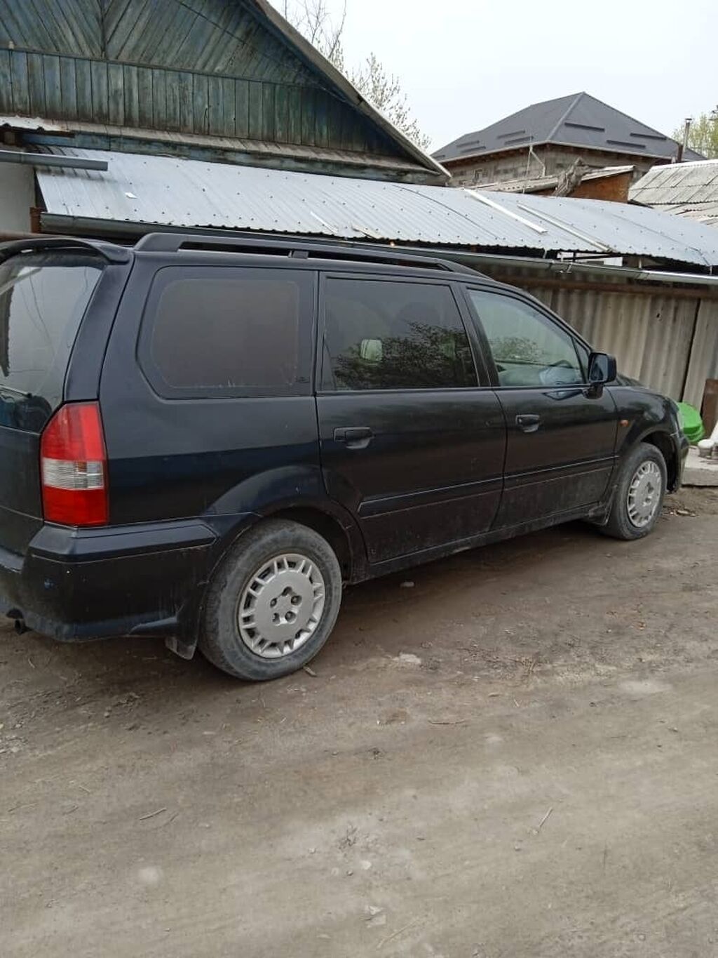 Mitsubishi Space Wagon