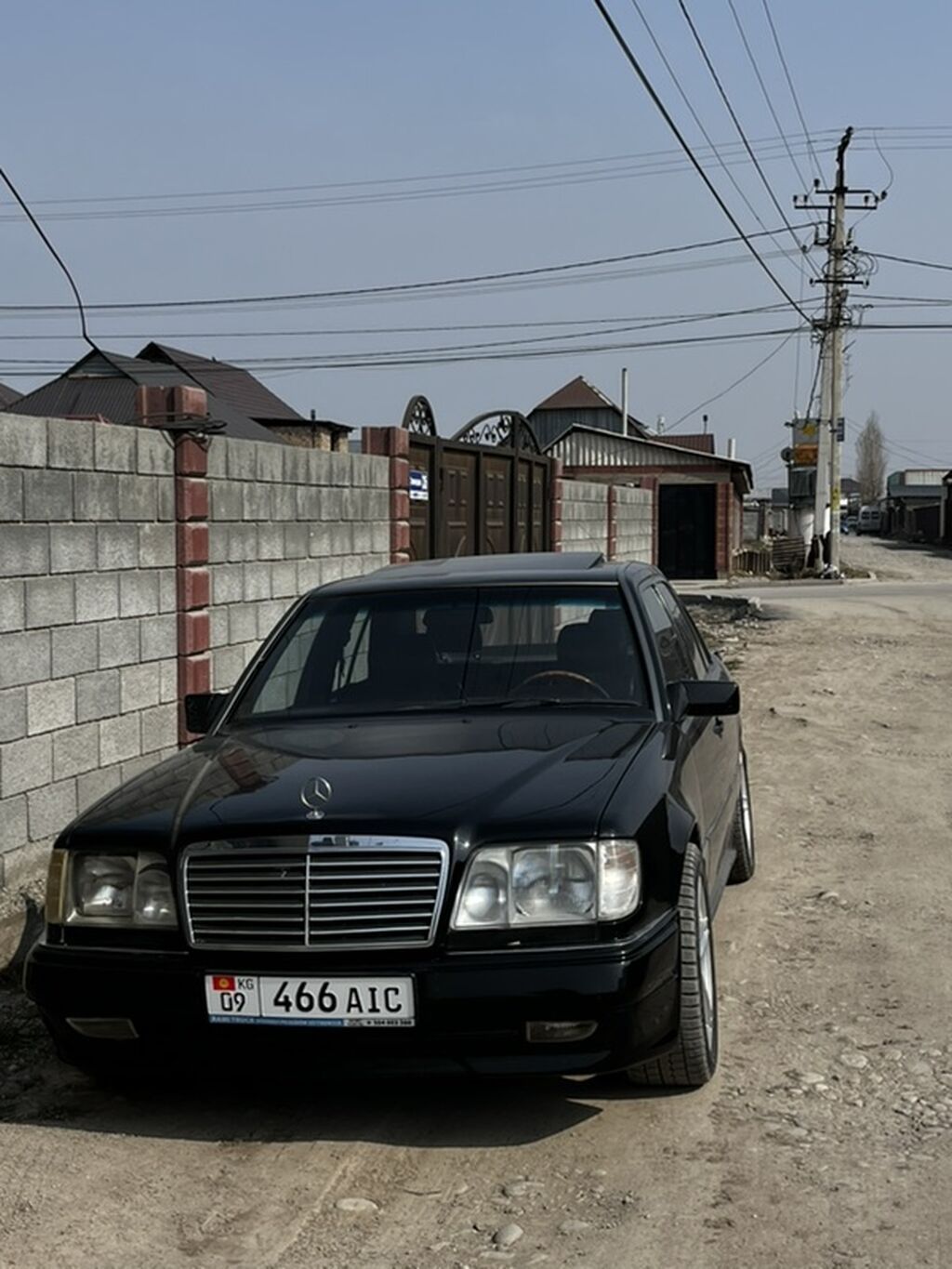 Mercedes-Benz W124