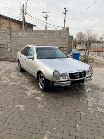 Mercedes-Benz E-Класс