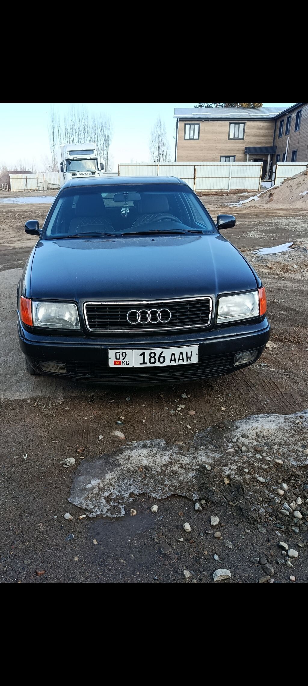 Audi 100