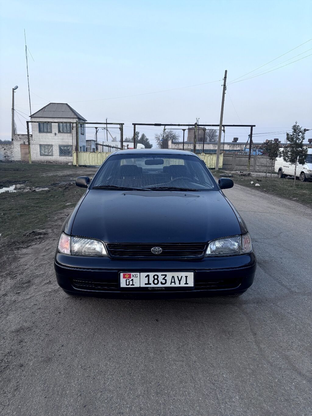 Toyota Carina E