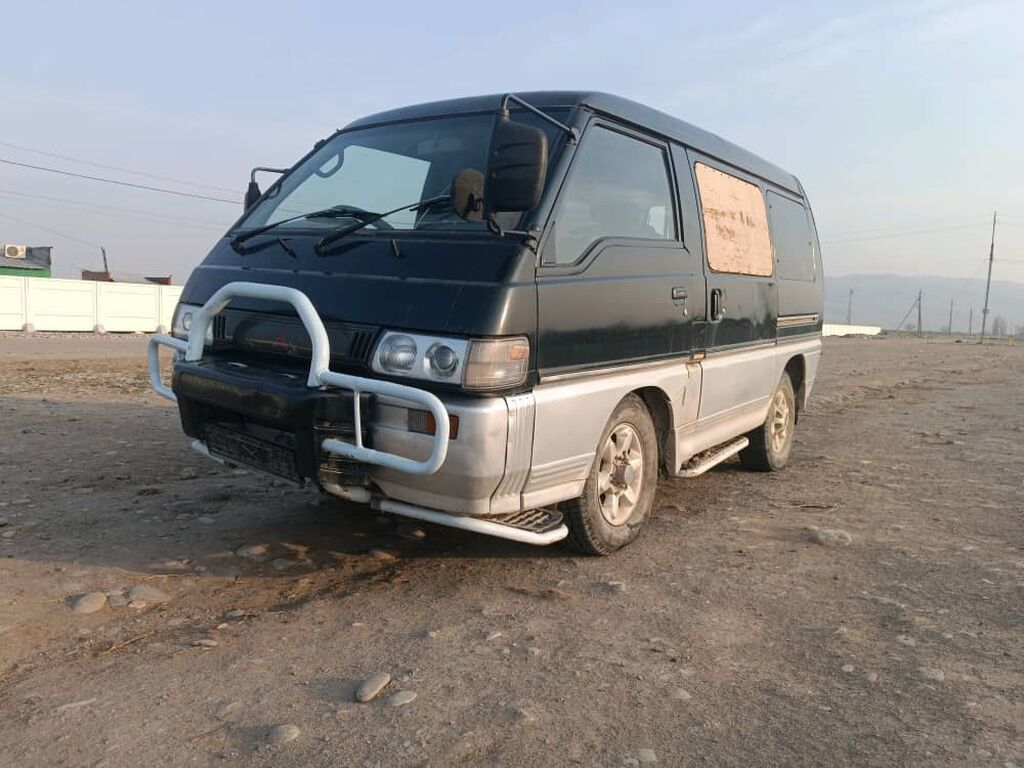 Mitsubishi Delica