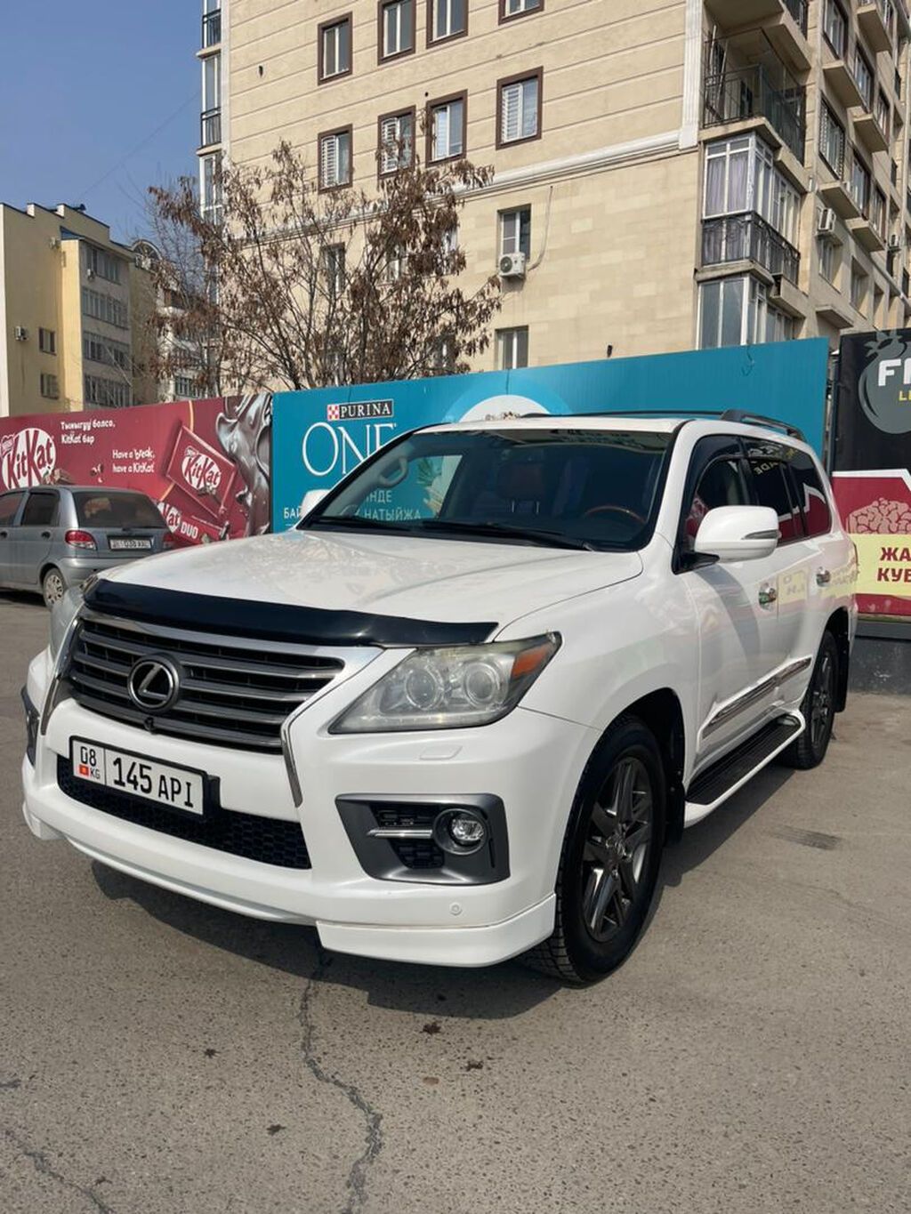 Lexus LX