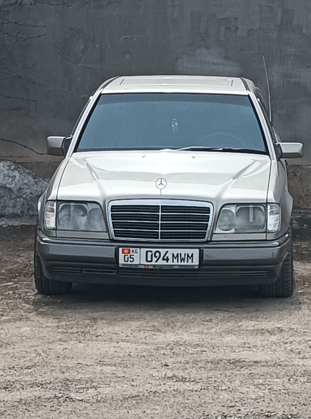 Mercedes-Benz W124
