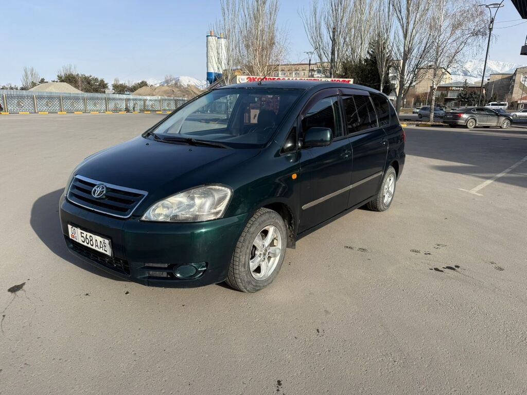 Toyota Avensis Verso