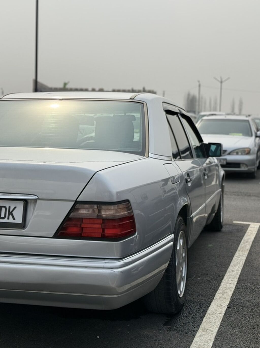 Mercedes-Benz W124
