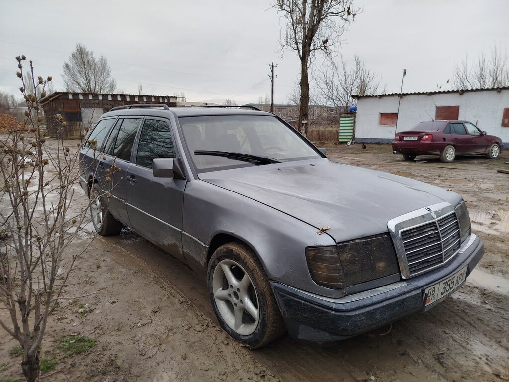 Mercedes-Benz W124