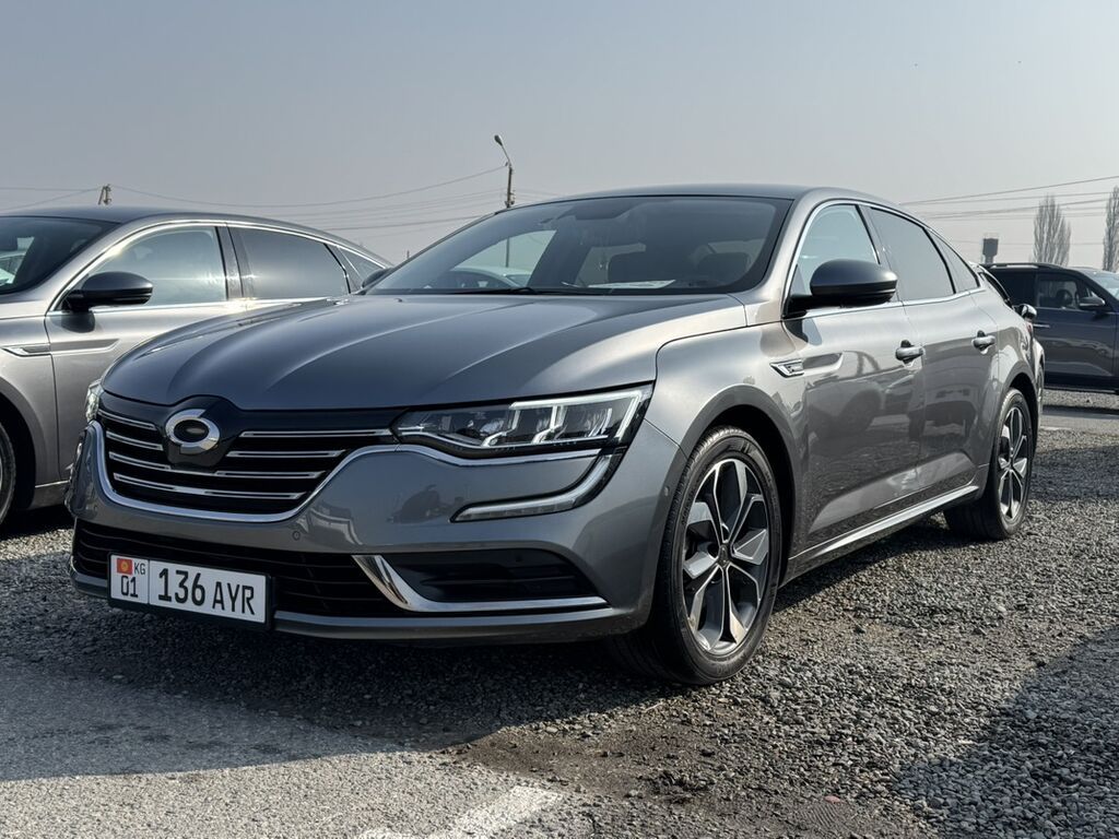 Renault SM6