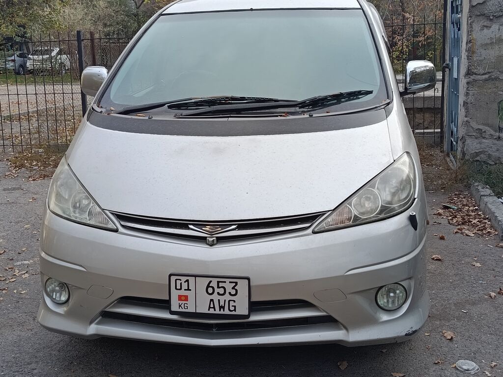 Toyota Estima