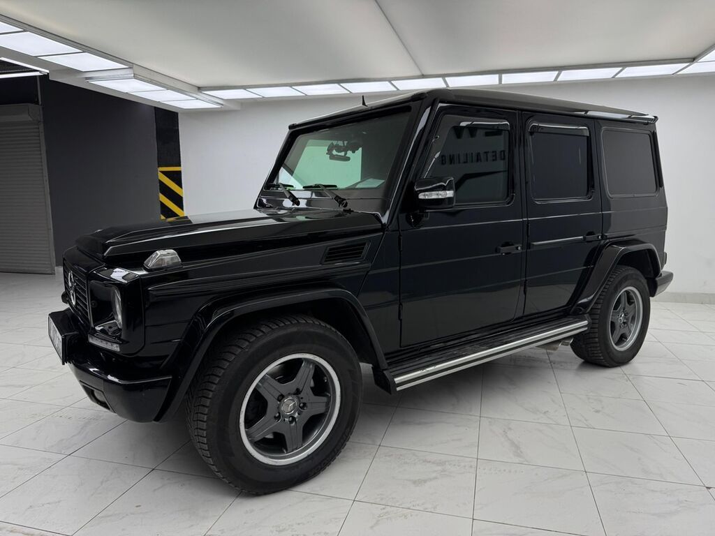 Mercedes-Benz G-Class