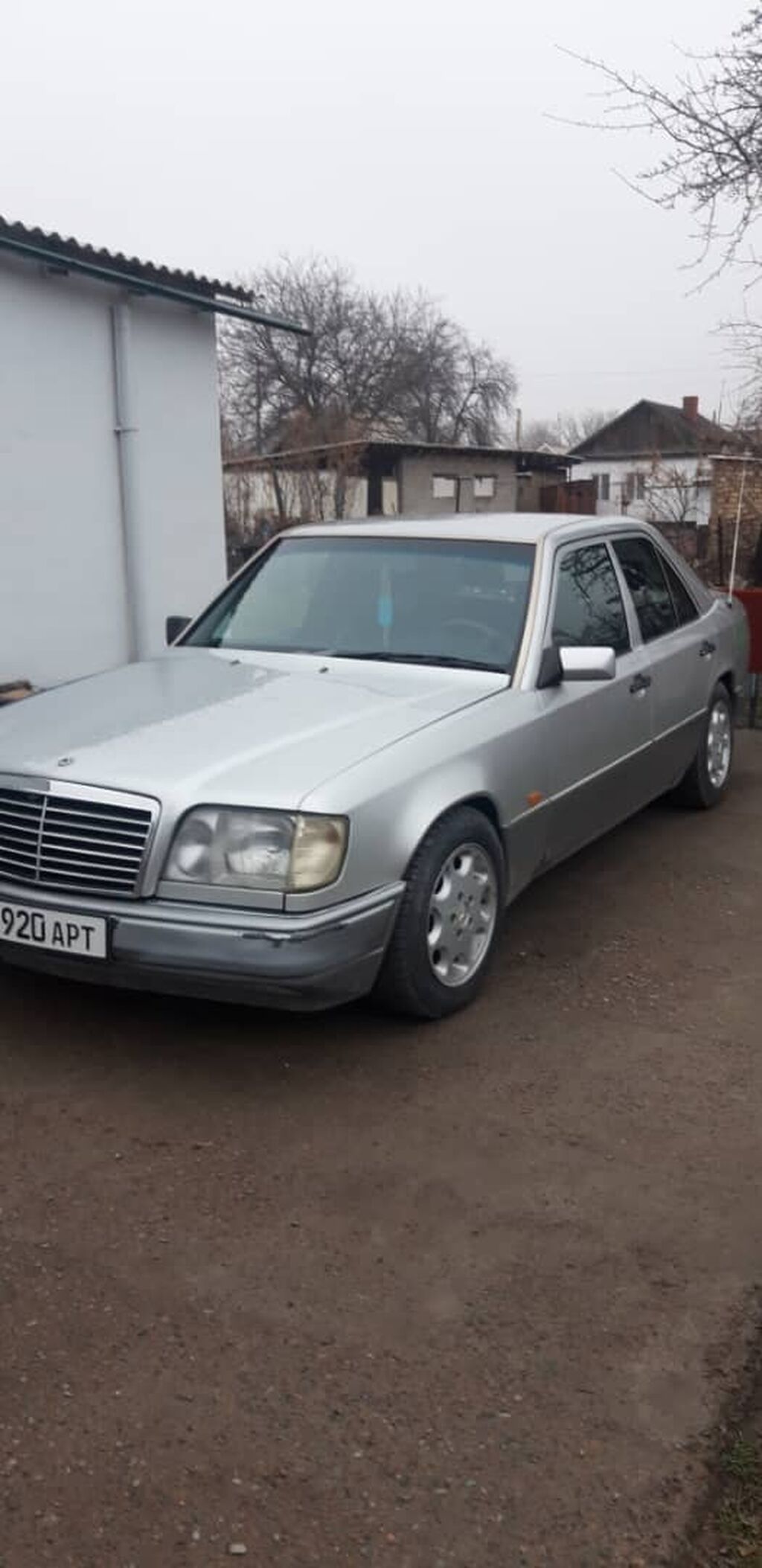 Mercedes-Benz W124