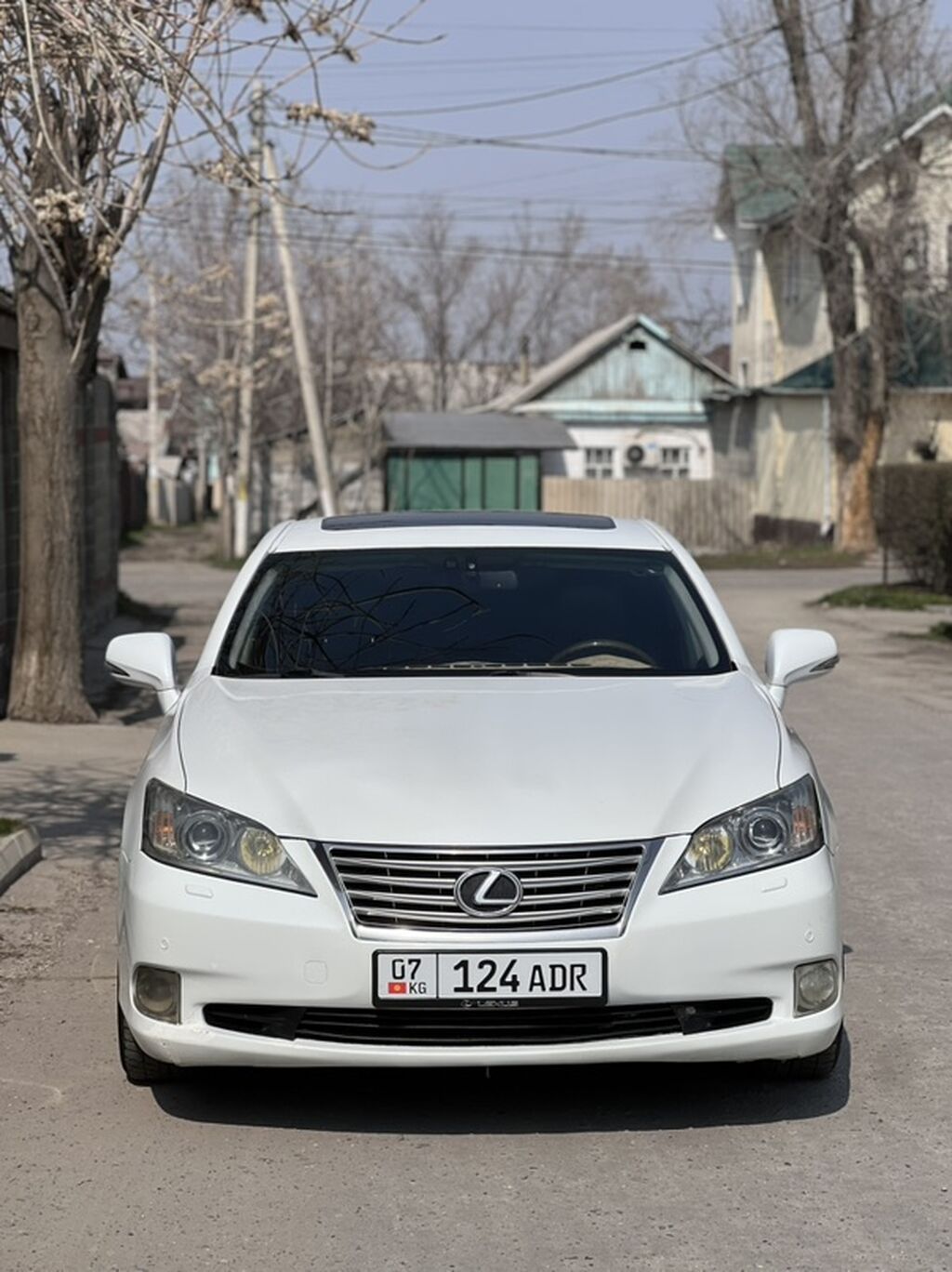 Lexus ES