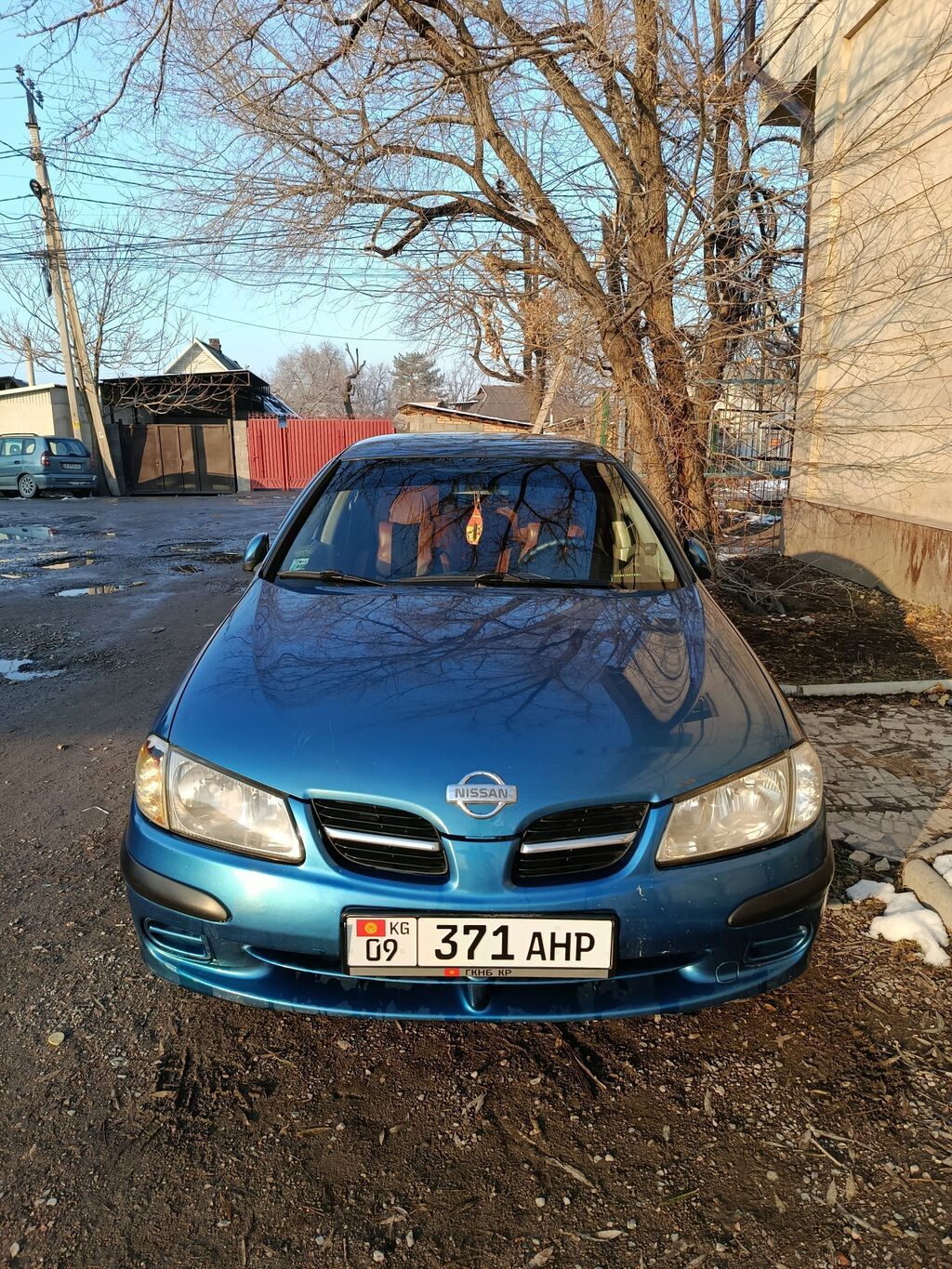 Nissan Almera
