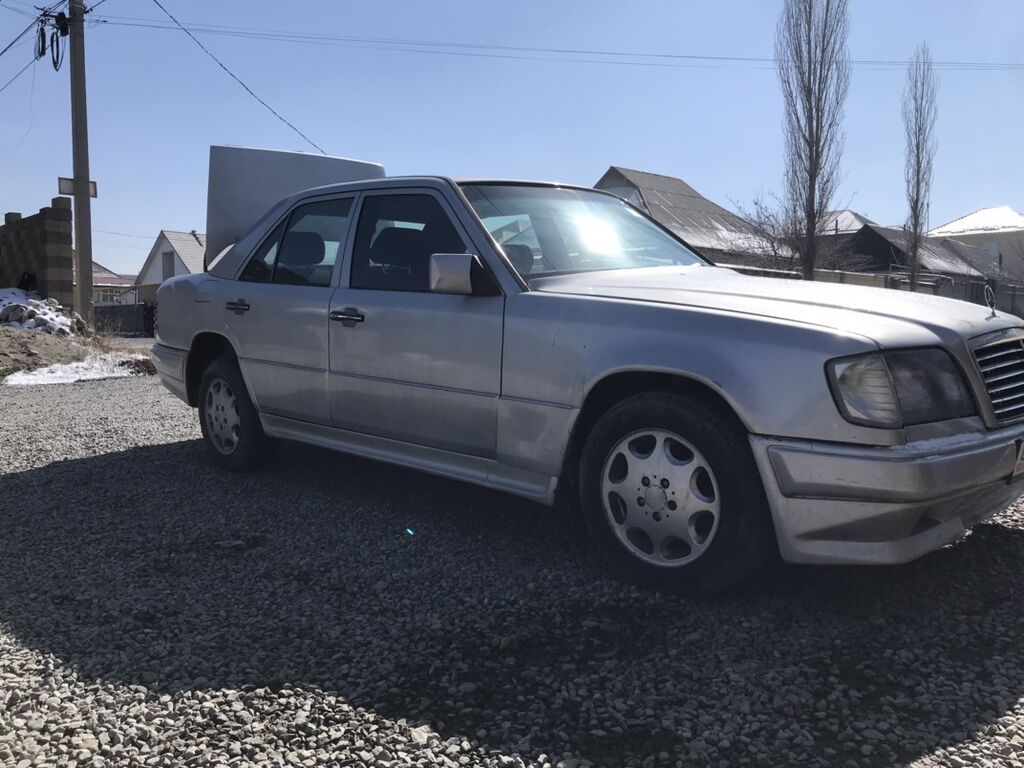 Mercedes-Benz W124
