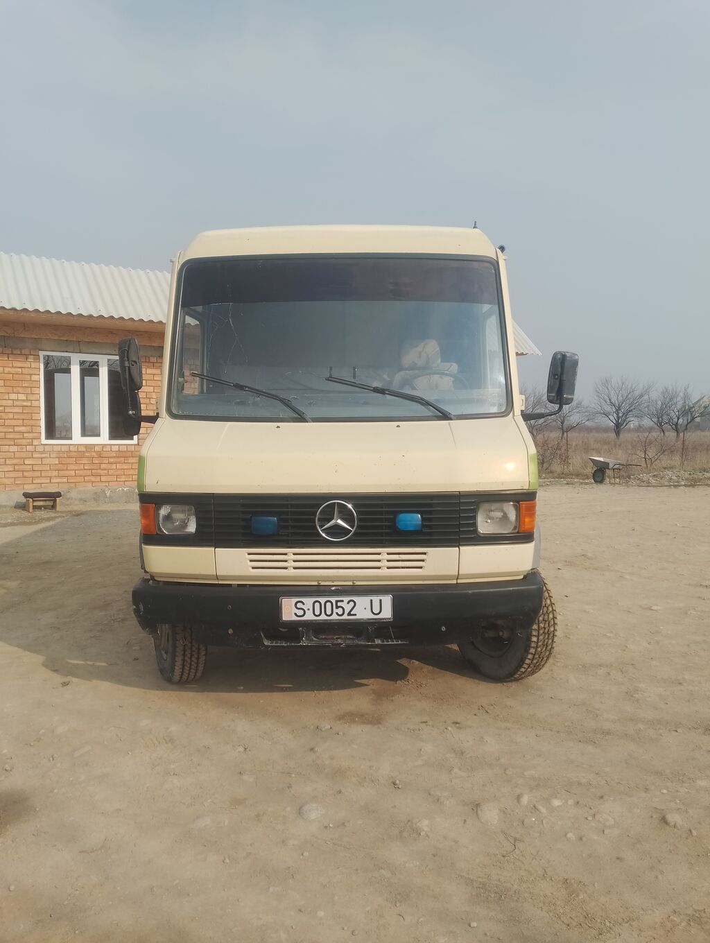Mercedes-Benz Vario