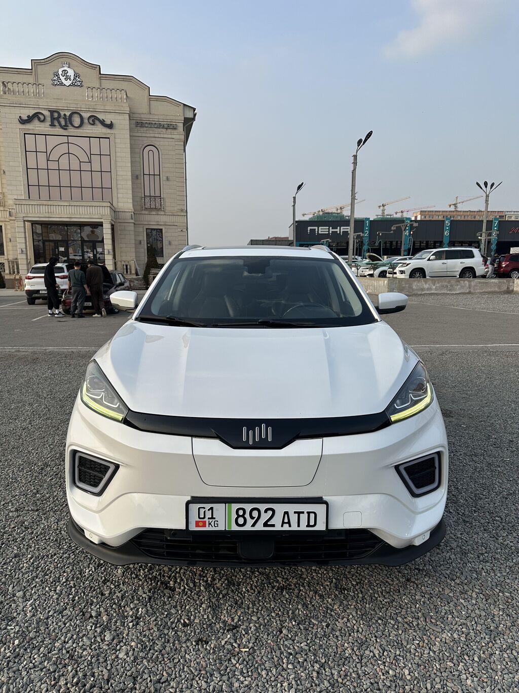 Weltmeister EX5, 2021 г., Передний