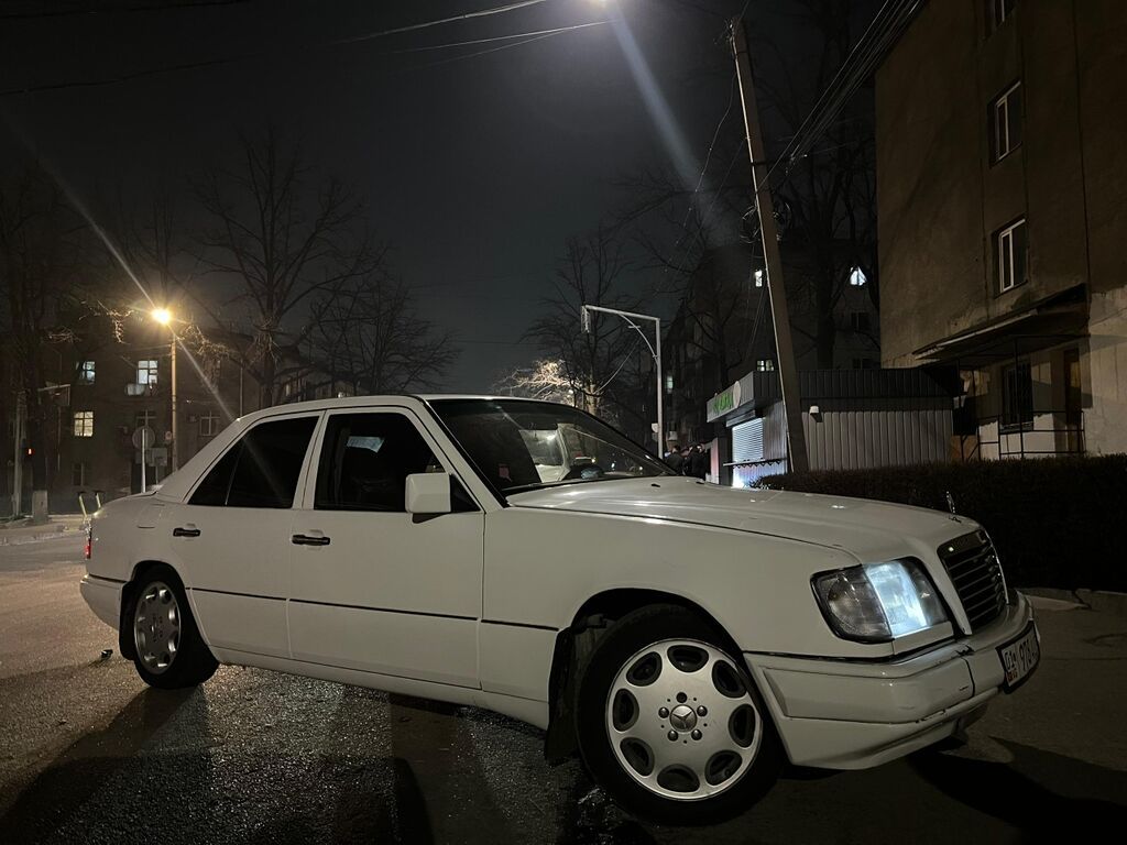 Mercedes-Benz W124