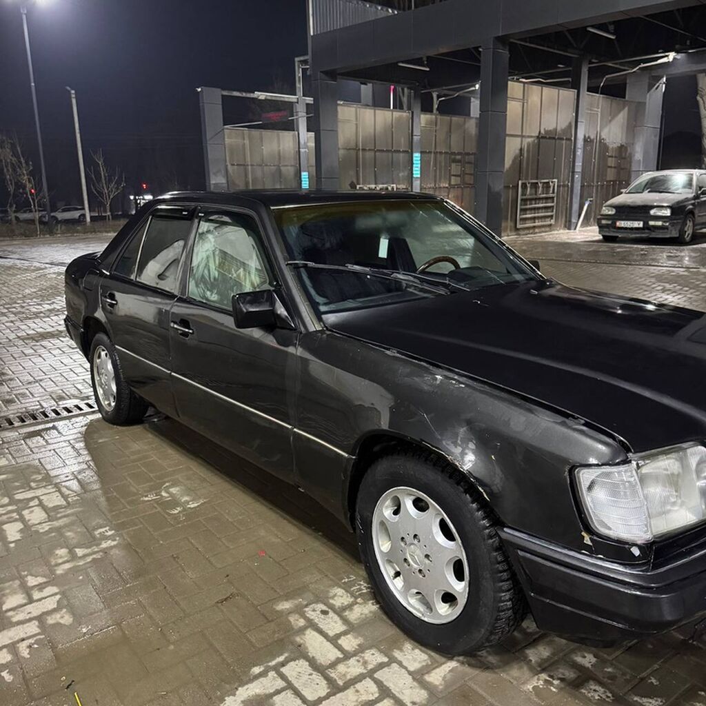 Mercedes-Benz W124
