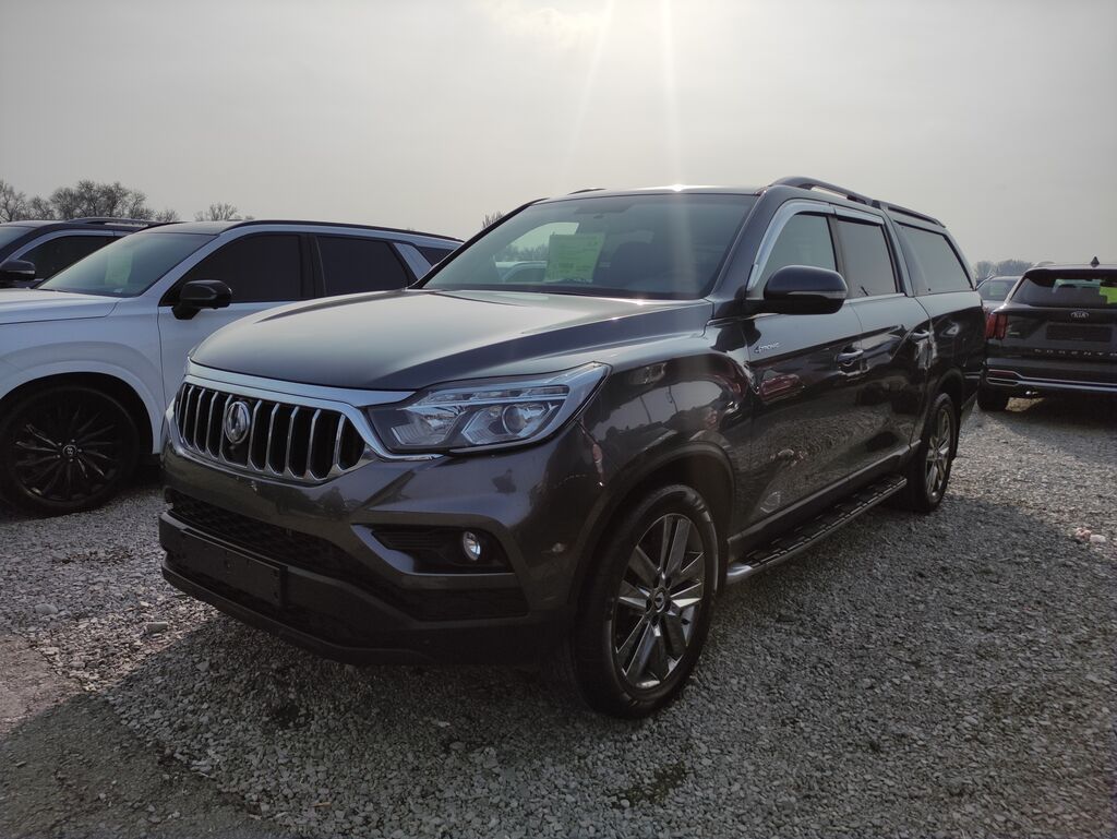 Ssangyong Rexton Khan