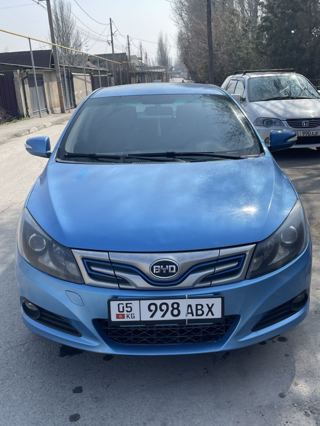 BYD E5