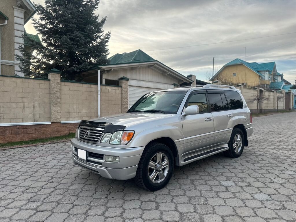 Lexus LX