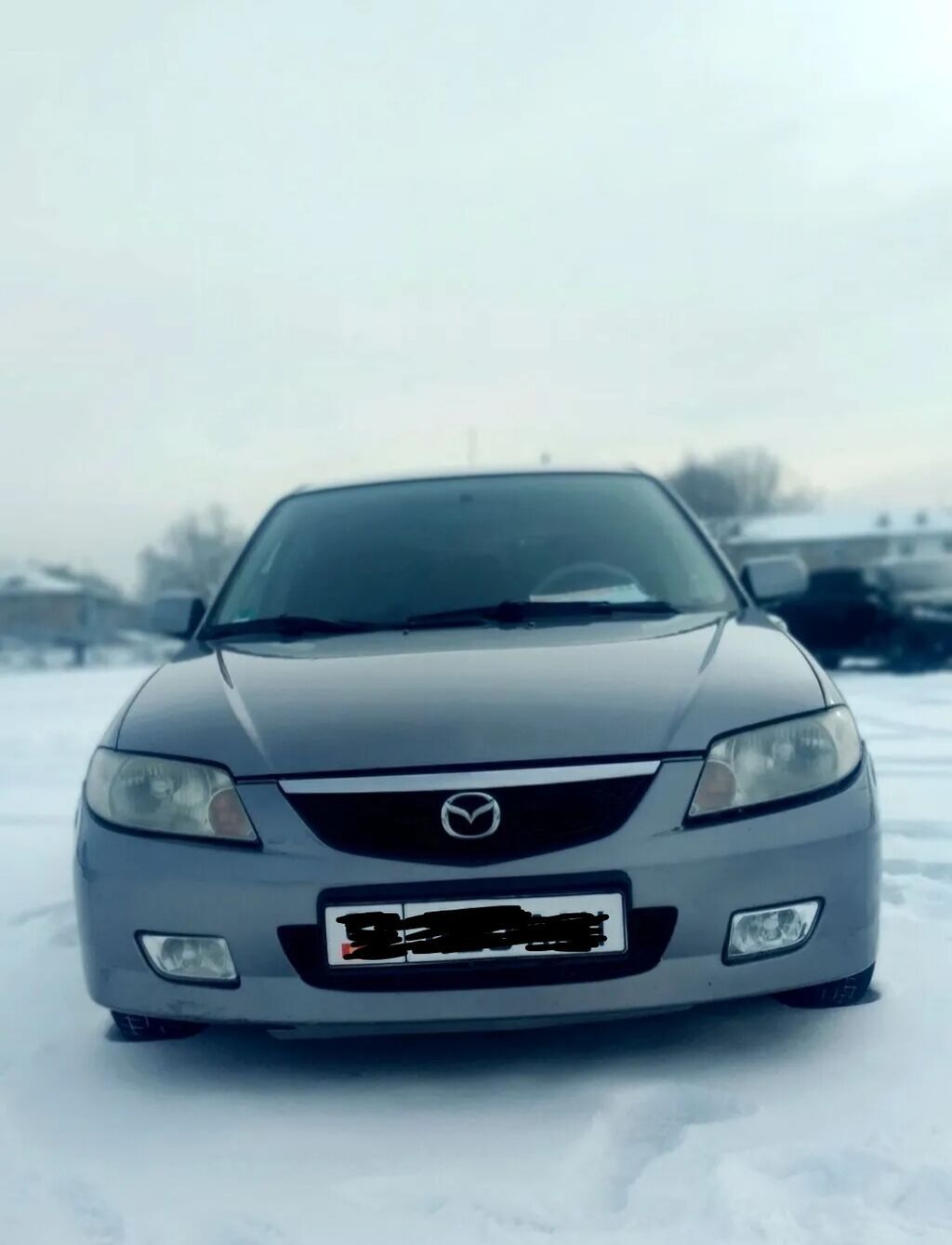 Mazda 323