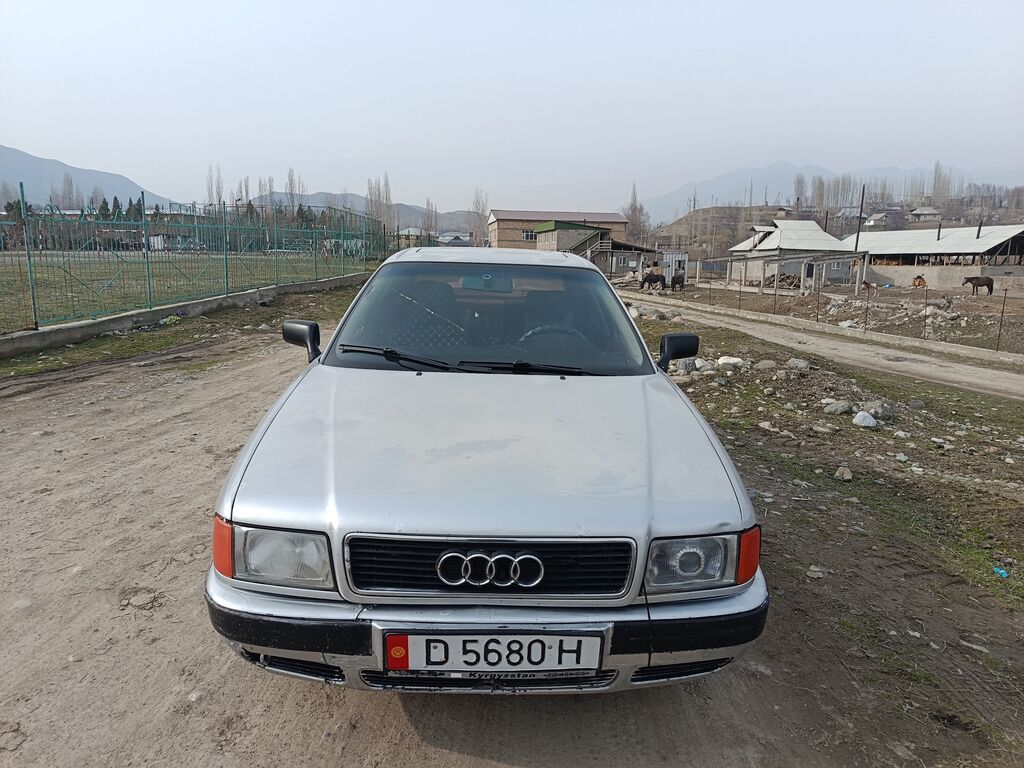 Audi 80