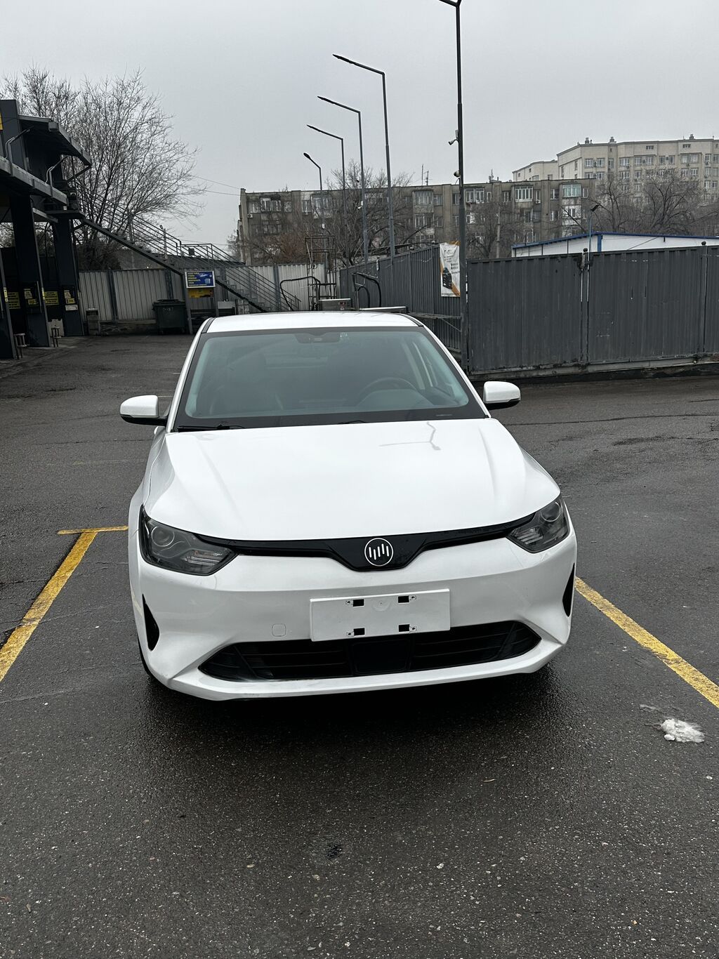 Weltmeister E5, 2021 г., 90000 км, Передний, В наличии