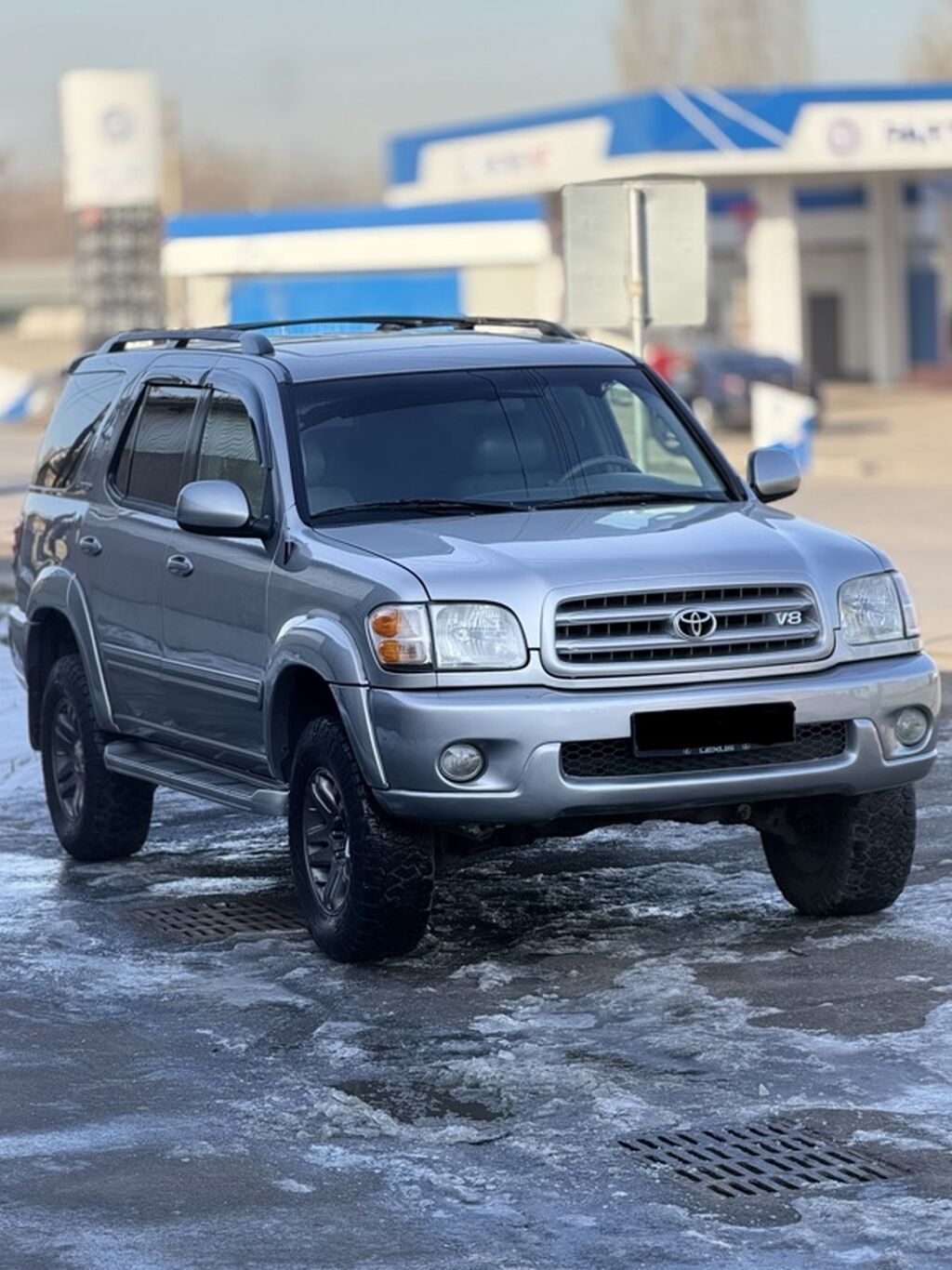 Toyota Sequoia