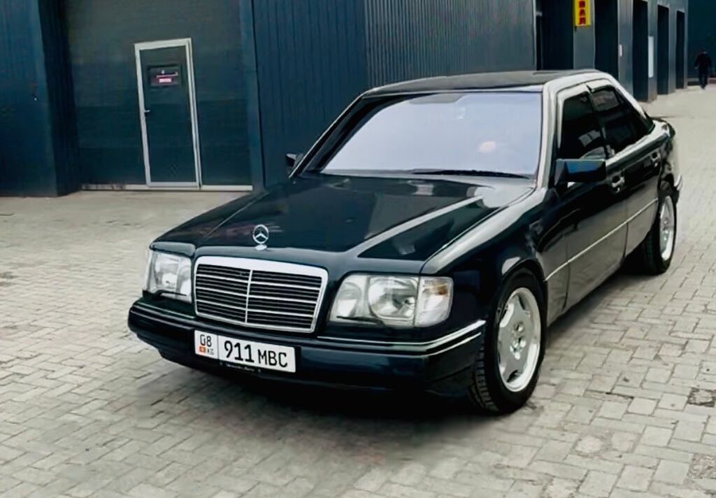 Mercedes-Benz W124