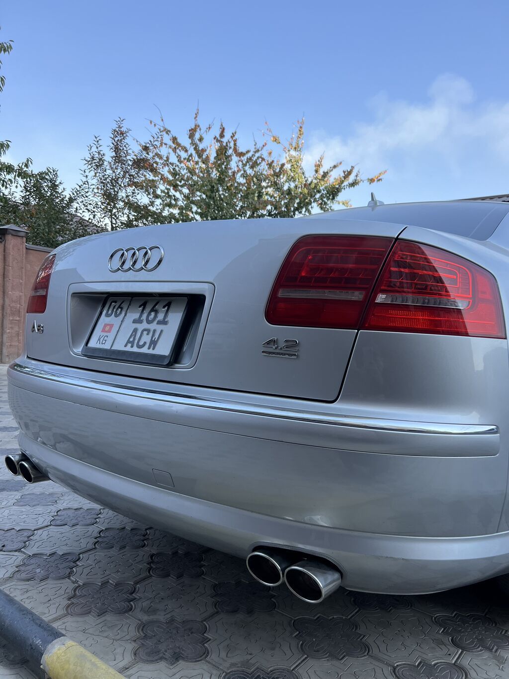 Audi A8