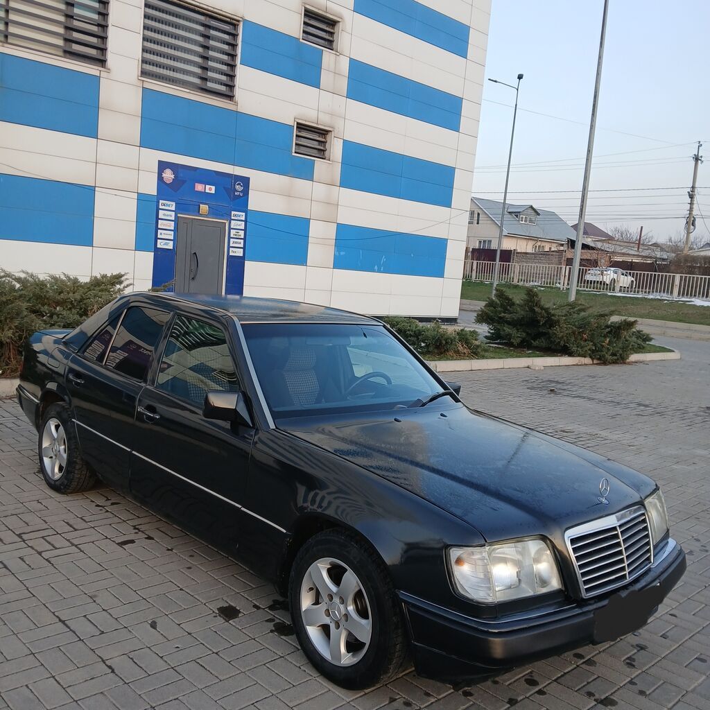 Mercedes-Benz W124