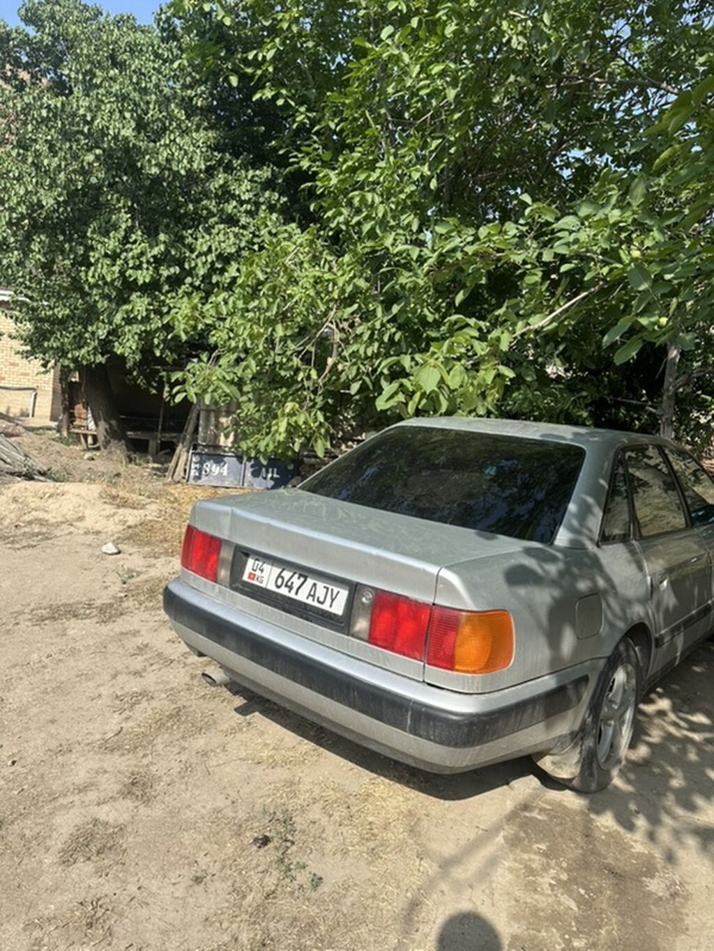 Audi 100