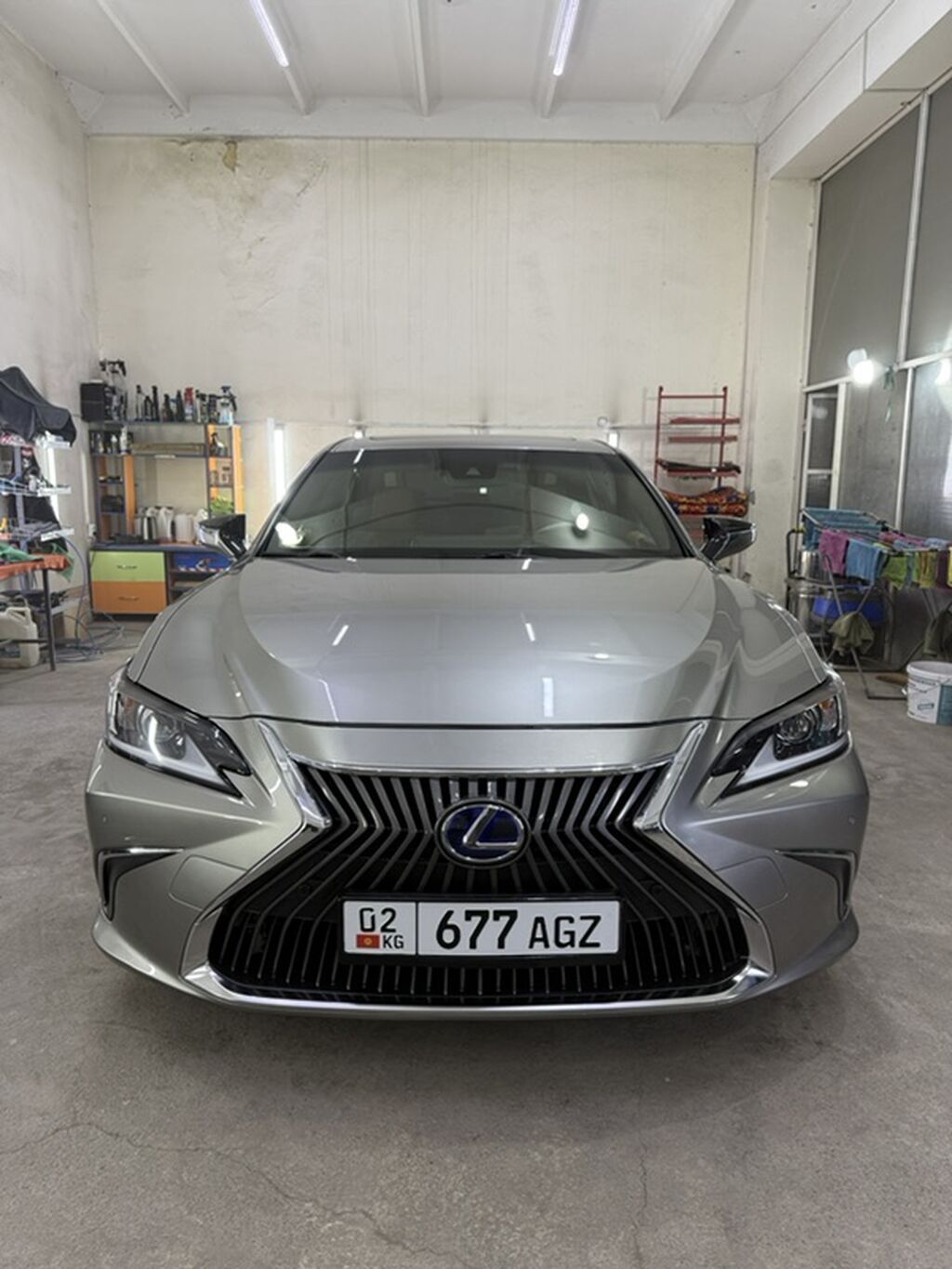 Lexus ES