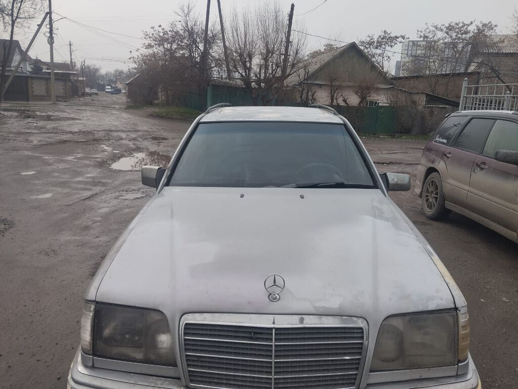 Mercedes-Benz W124