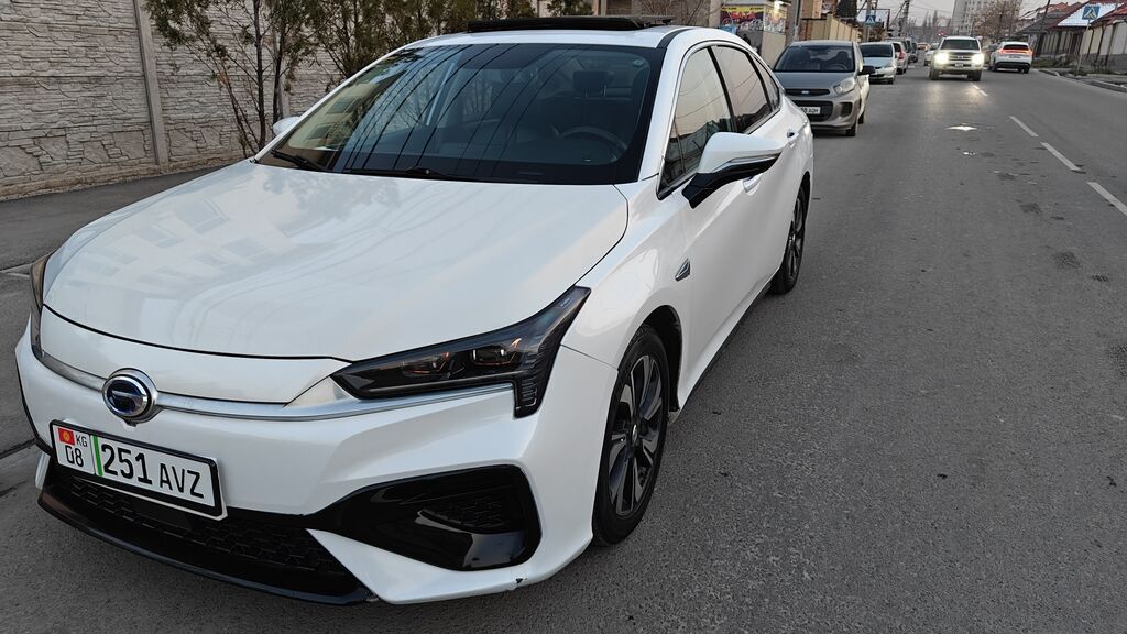 GAC Aion S 2021 год запас хода 460 км . Батарея SoH 96% !!! Отличная