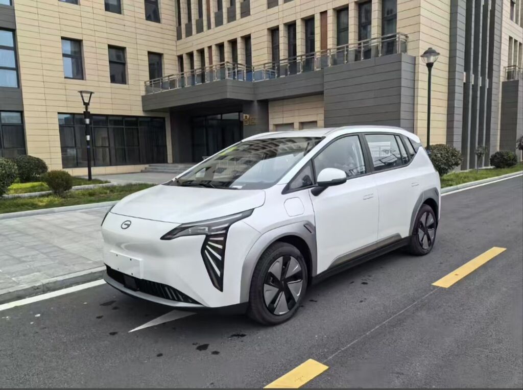 Электромобиль Aion Y plus Абсолютно новые электромобили Год выпуска