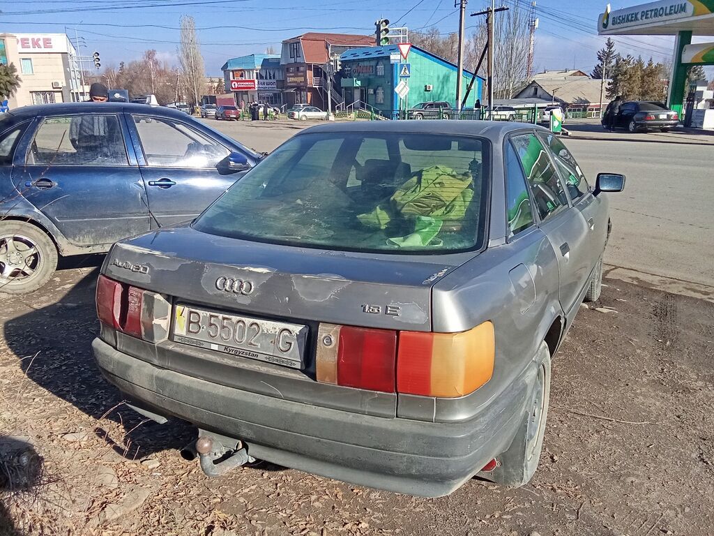 Audi 80
