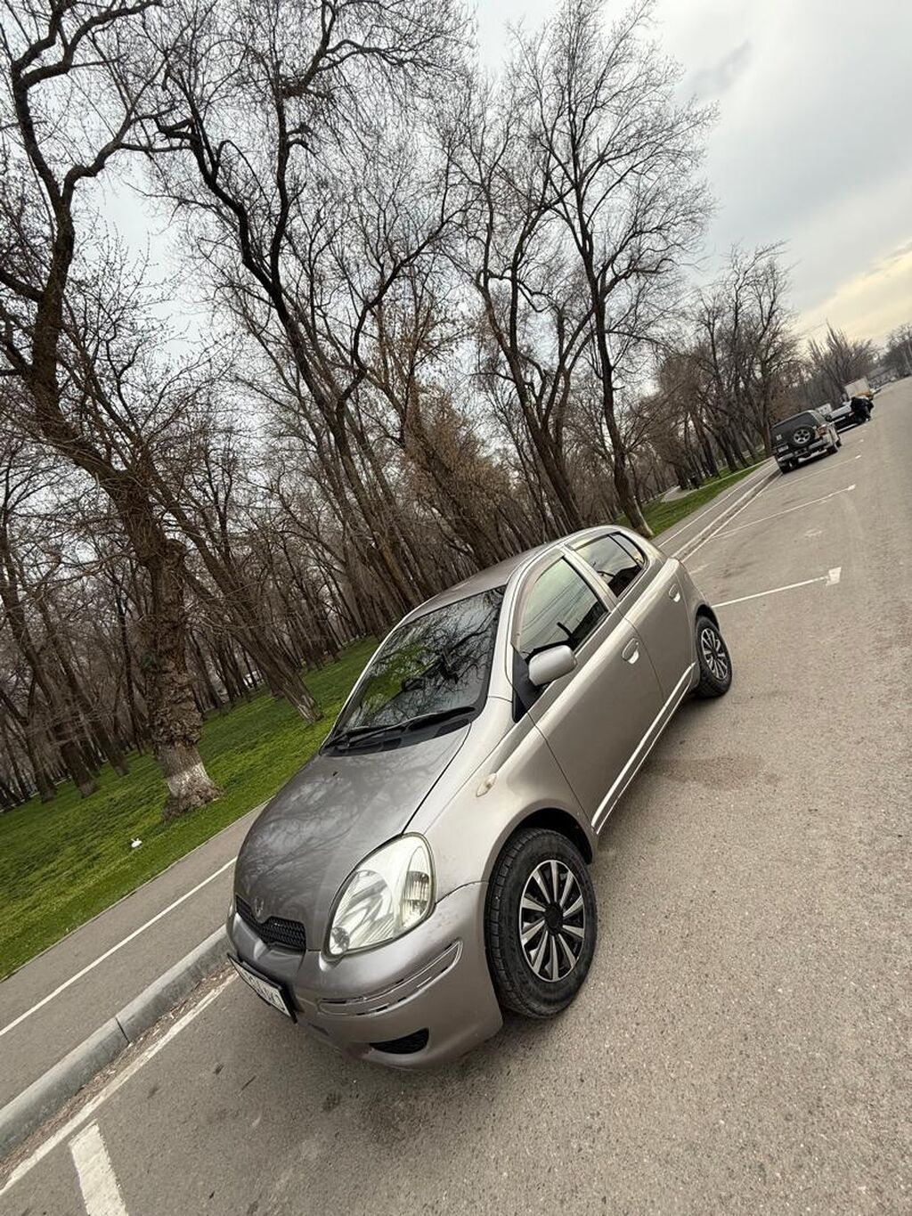 Компактный городской хэтчбек Toyota Vitz (Yaris) 5 дв. Характеристики