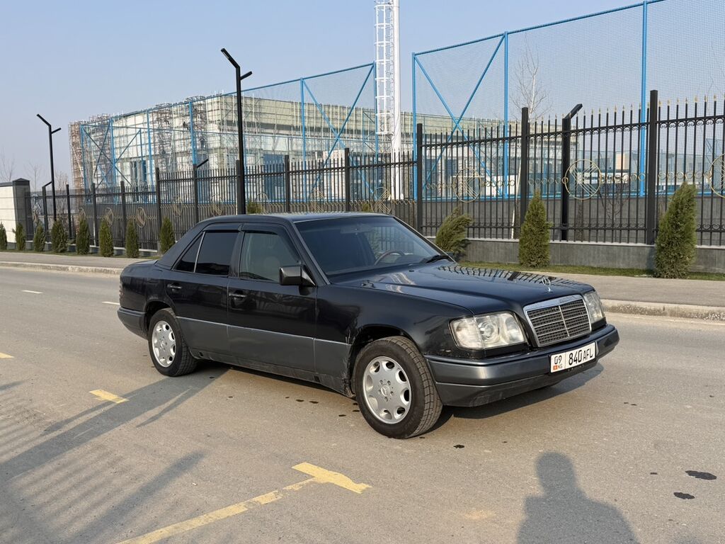 Mercedes-Benz W124